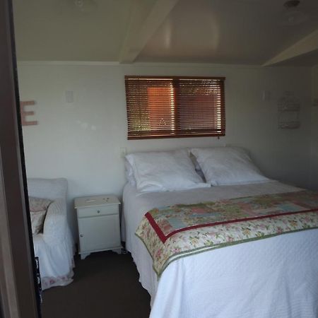 Готель Long Bay Motor Camp Coromandel Екстер'єр фото